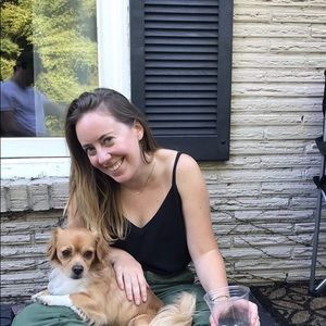 Meet your Posher, Hallie